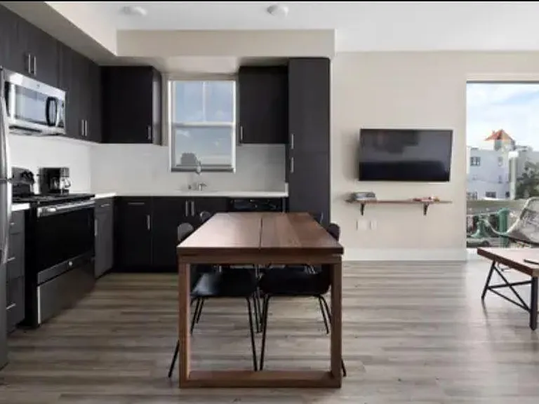 Amo Apartments Little Italy — Photo 47
