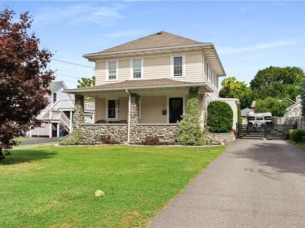 23 Pierce St, Westerly, RI 02891