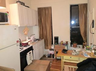 687 Union St APT 2L, Brooklyn, NY 11215