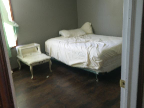 5th image of 1275 Carol Dr