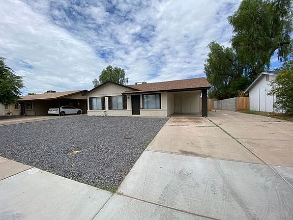 3rd image of 3510 W Carla Vista Dr