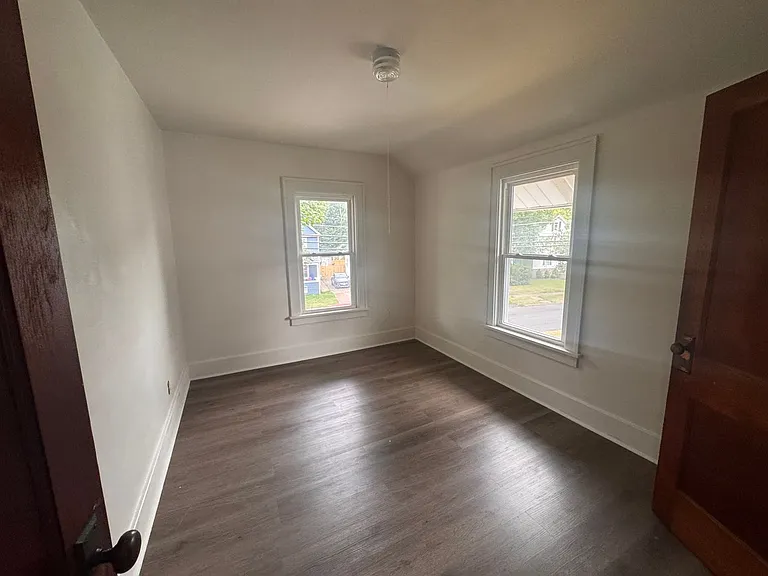 628 W Thomas St — Photo 18