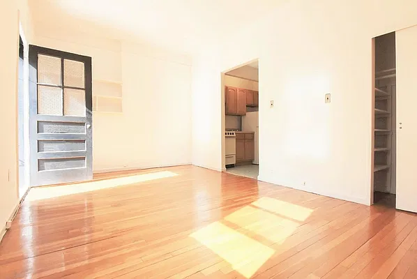 Rented by Balass Ralph, LREB | media 11