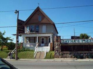 706 E Brady St, Milwaukee, WI 53202