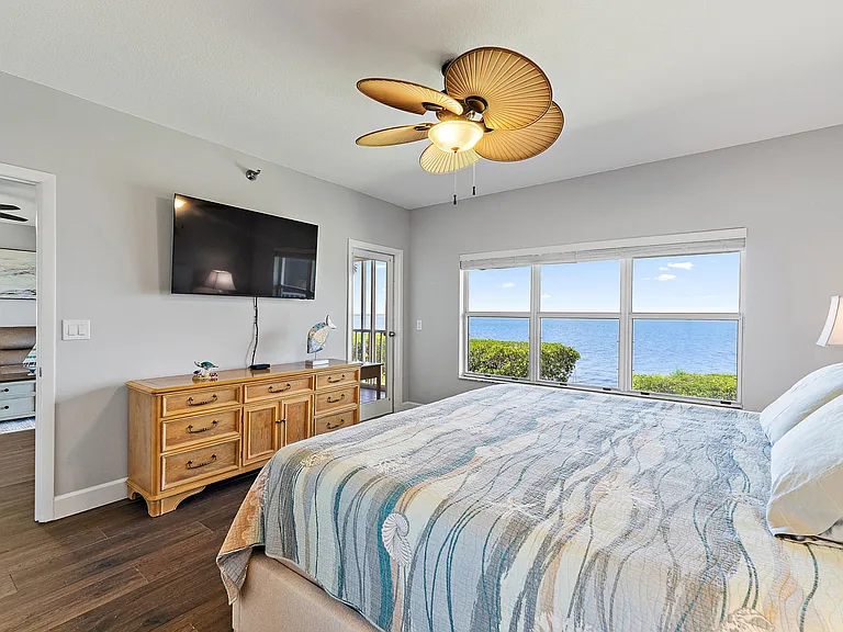 164 NE Edgewater Dr #2103 — Photo 9