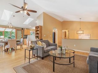 25 Shawsheen Rd, Billerica, MA 01821