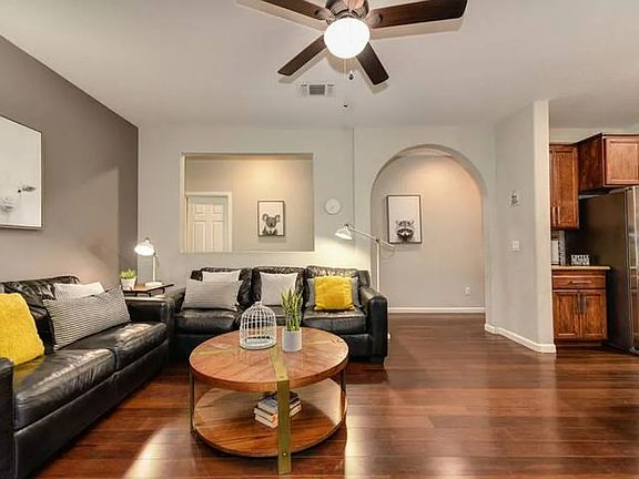 4th image of 205 Dragonfly Cir #1C