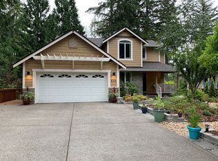 2110 Lakemoor Dr SW, Olympia, WA 98512