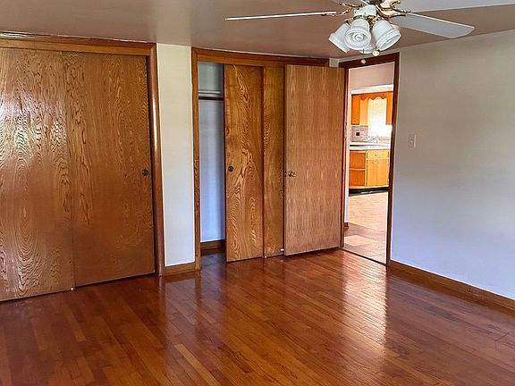 4th image of 2555 N Nordica Ave #1