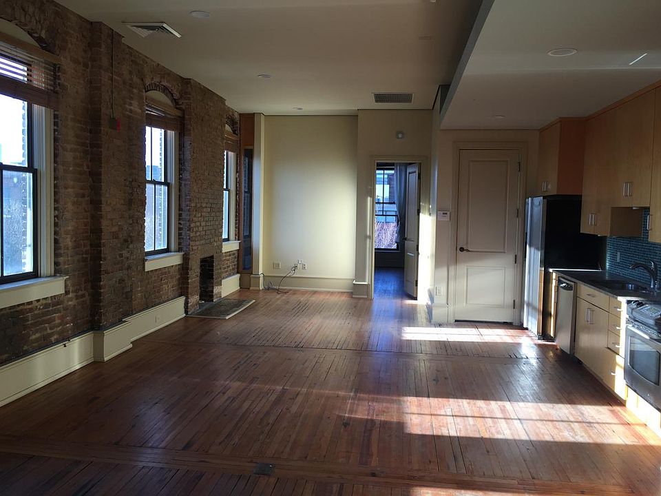 Living Room & Kitchen