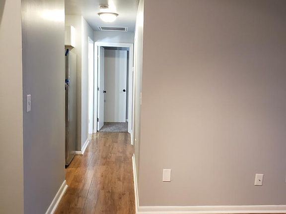5th image of 1261 Parkway Ave APT 22