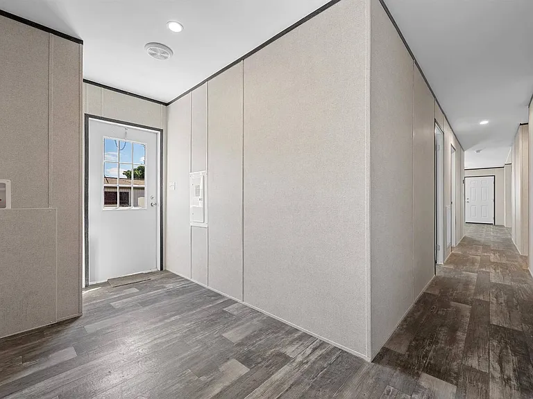 305 W Buell Dr #50A — Photo 24