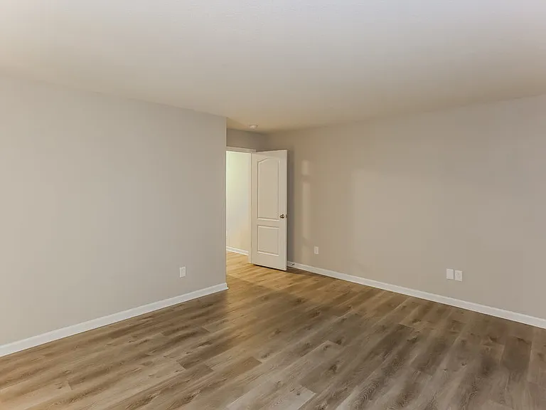 4210 Kellybrook Dr — Photo 9