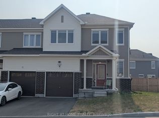 10 Tenuto Ln, Ottawa, ON K1W 0S3