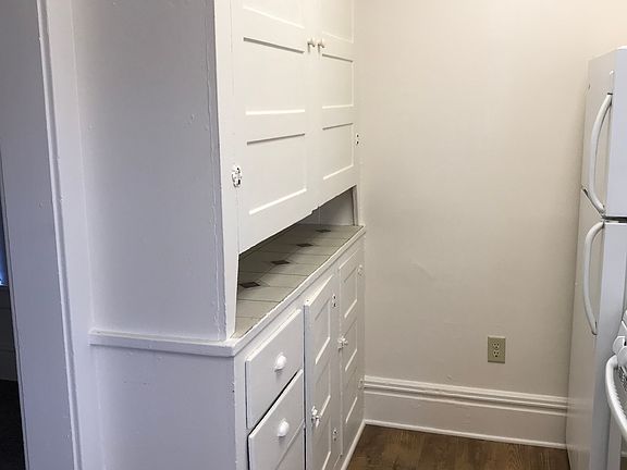 5th image of 47 Ames Ct #47
