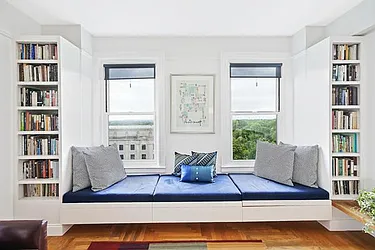 Sold by Avenue Sotheby's International Realty