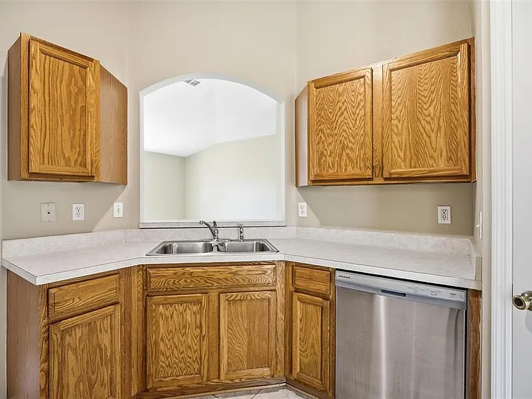 106 La Mancha Dr — Photo 20
