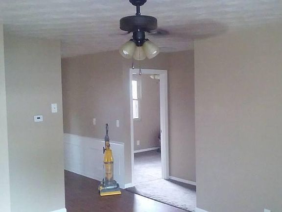 3rd image of 2762 Tremainsville Rd APT 2