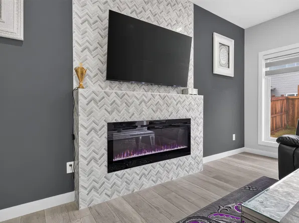 452 Roberts Cres, Leduc, AB T9E 1N4
