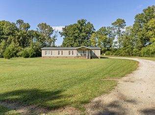 6498 Greenwood Hwy, Saluda, SC 29138