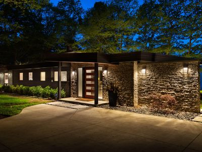 2628 Lakeshore Dr, Fennville, MI, 49408