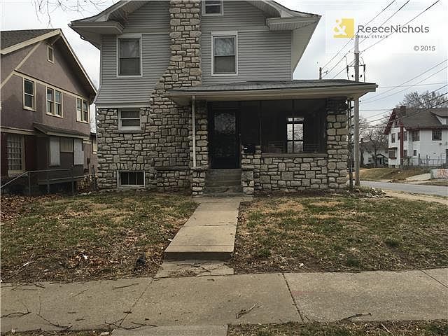 1st image of 301 N Lawn Ave