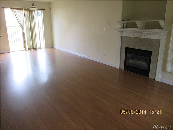 5th image of 2208 204th Street Ct E