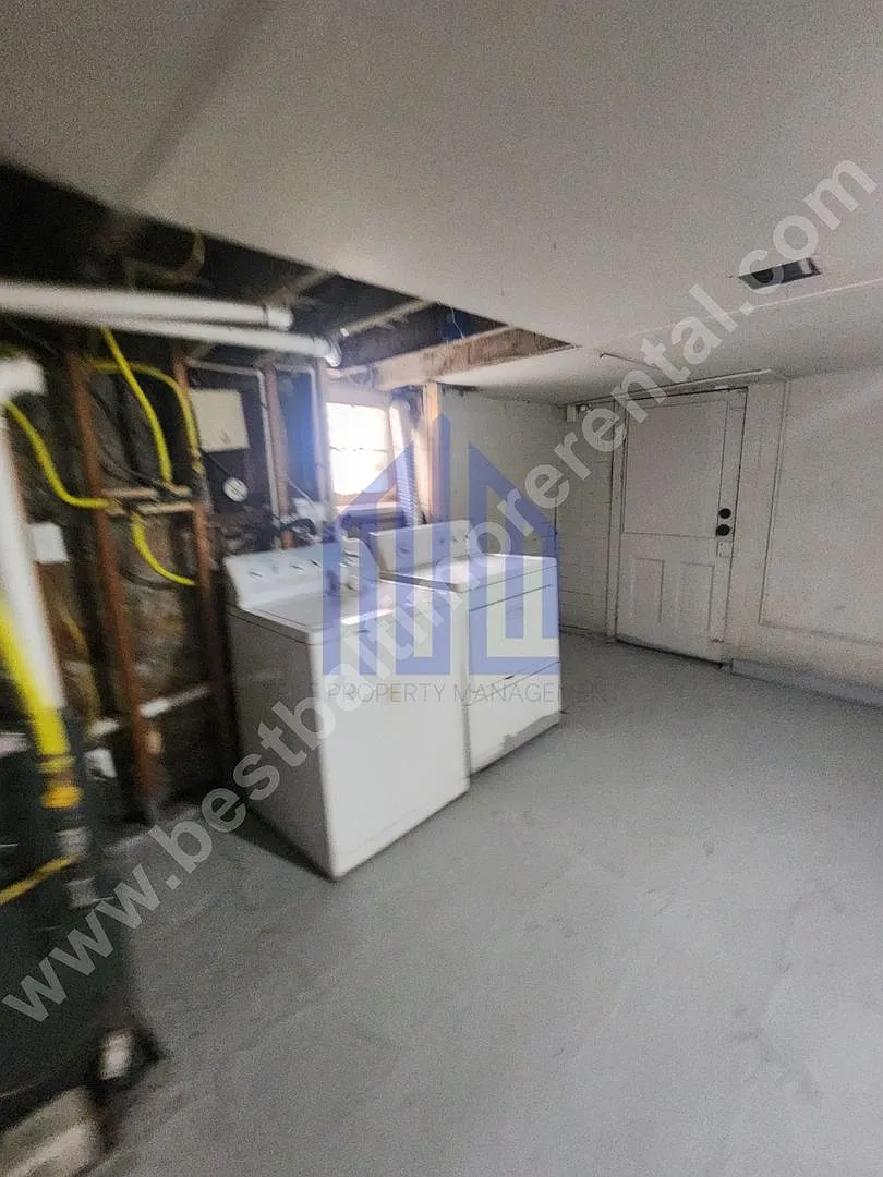 Cozy 3-Bedroom Rental with In-Unit Washer & Dryer | $1,400/Month — Photo 4
