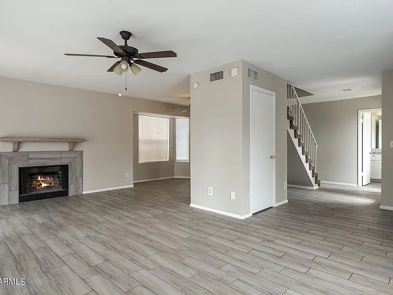 619 E Jensen St #7 — Photo 6