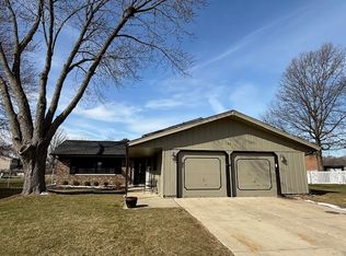 726 Monet Ct, Schaumburg, IL 60193