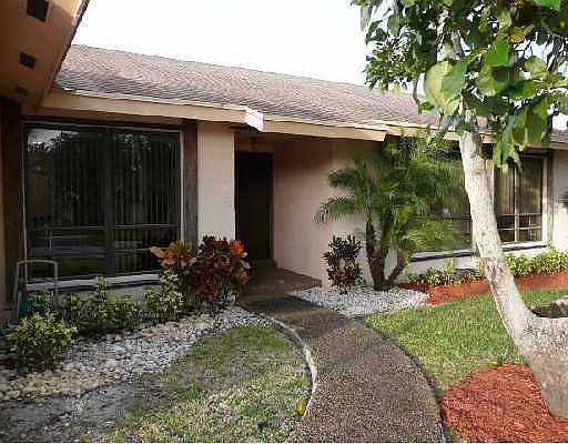 5th image of 9345 SW 170th Ln