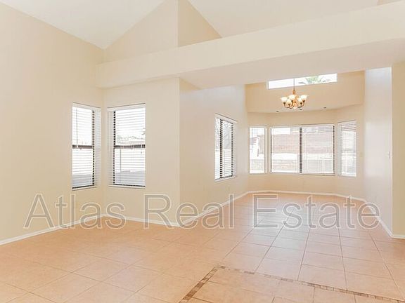 3rd image of 3152 W Avior Dr