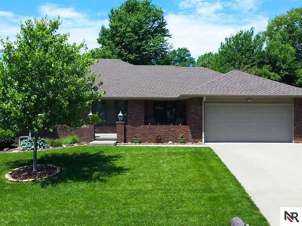 1st image of 2511 Devonshire Dr
