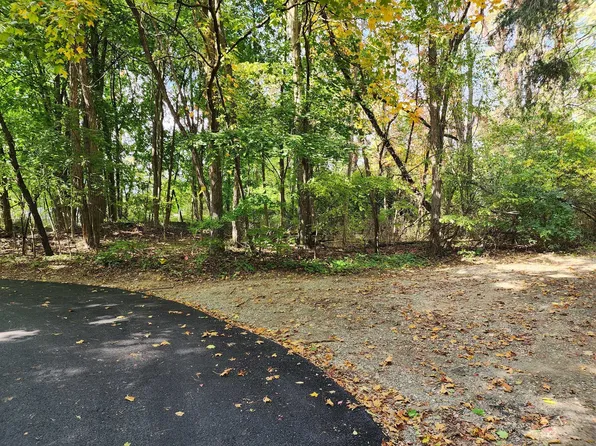 44 Route, Pleasant Valley, NY 12569