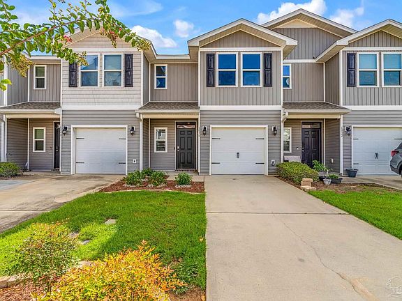 3rd image of 6036 Royal Port Ct