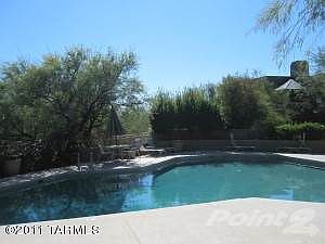 Community pool