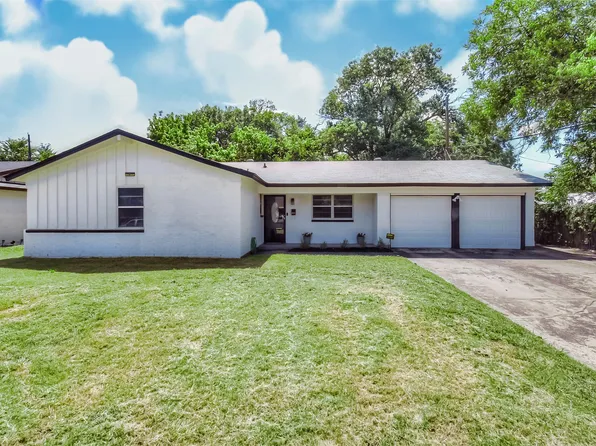 6304 Scotsdale Dr, Forest Hill, TX 76119