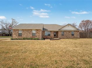 801 Pin Oak St, Centerton, AR 72719