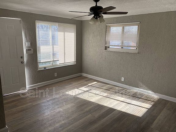 4th image of 1211 Lakeview Ave