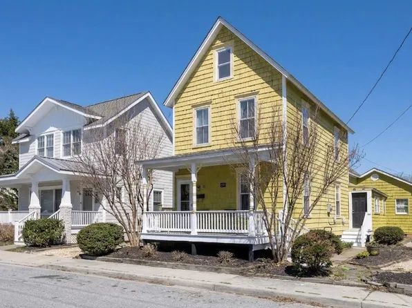 121 Franklin Ave, Lewes, DE 19958