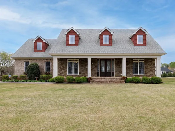 166 Conamara Ln, Woodruff, SC 29388