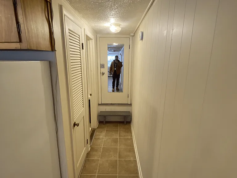 713 State St #BASEMENT — Photo 19