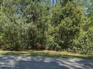 5303 Trade Winds Road, New Bern, NC 28560