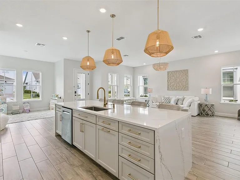 13114 McMillan Dr — Photo 16