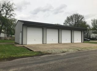 714 S Garfield St, Oblong, IL 62449