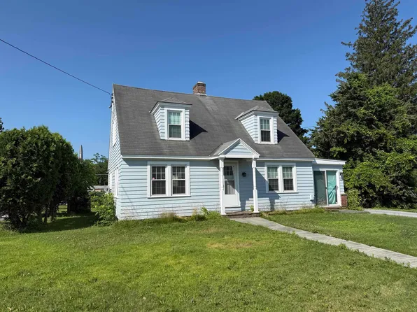 128 NorthSide Drive, Bennington, VT 05201