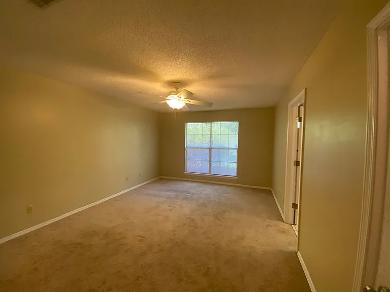 24 Neptune Dr — Photo 23