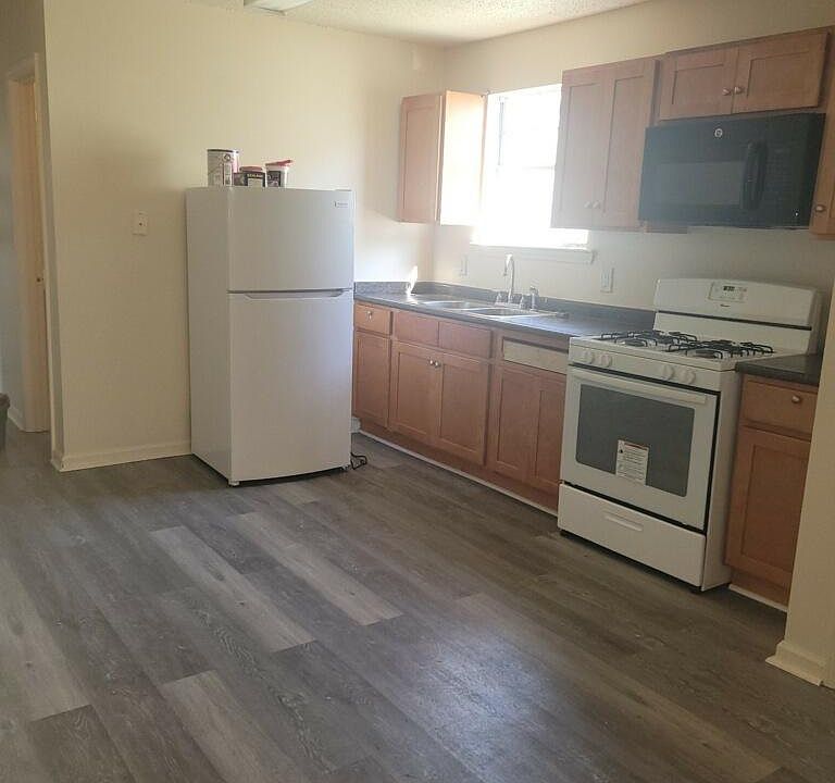 1st image of 2717 Annette St #A
