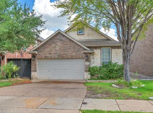 9129 Cottonwood Village Dr, Fort Worth, TX 76120
