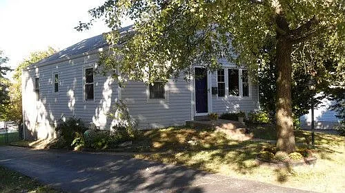 5405 Langley Ave photo 1